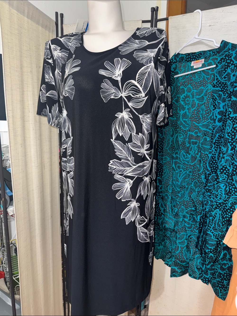 NWT Calvin Klein Black White Floral Pullover Dress XL $79